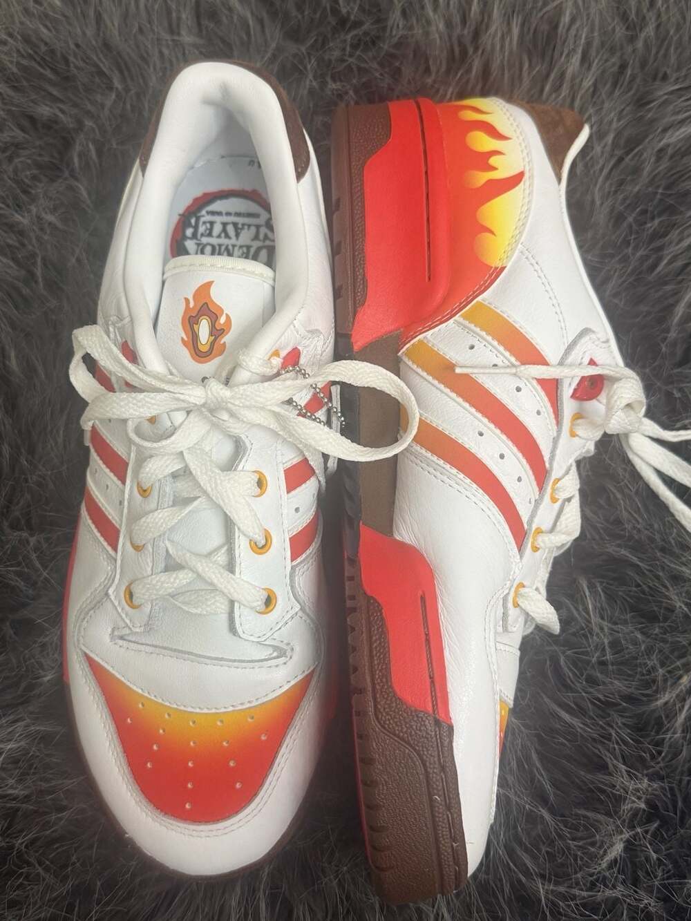 Adidas Size 9 Demon Slayer Rivalry Low Rengoku - Picture 8 of 14